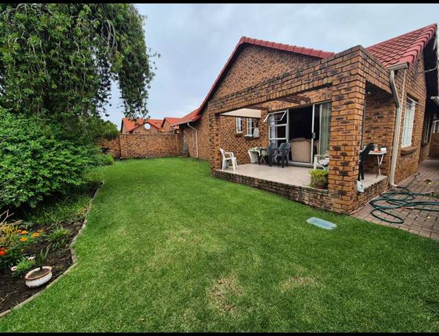 3 BEDROOM TOWNHOUSE FOR SALE IN RANDHART